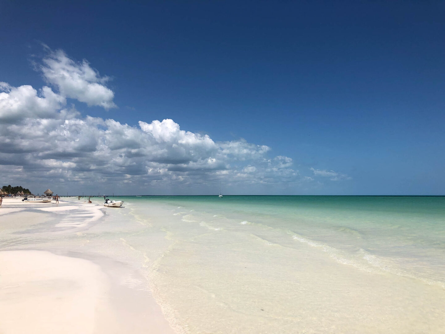 Holbox Mexico beach green water