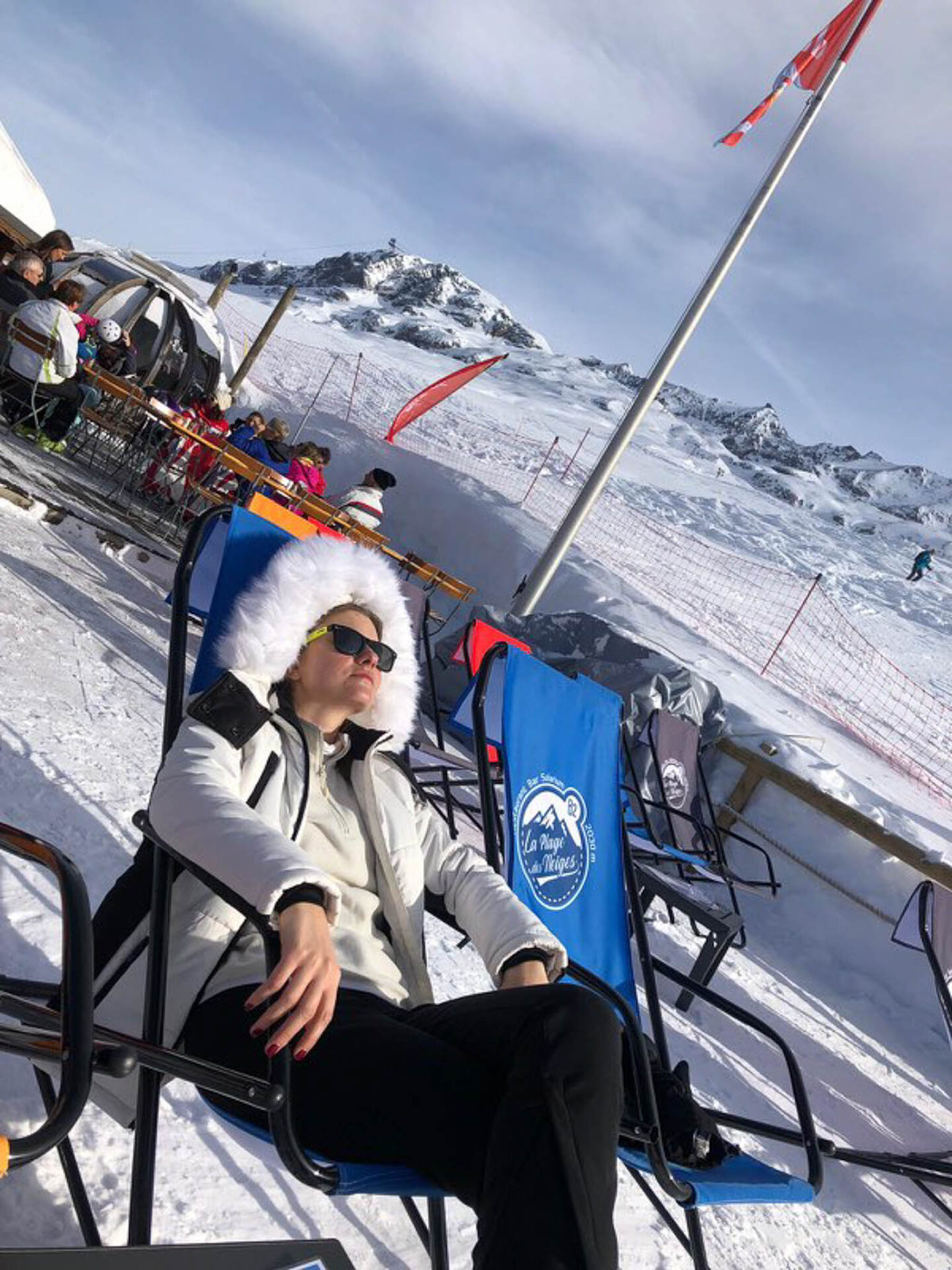 Alpe d Huez chalet des neiges chaise long