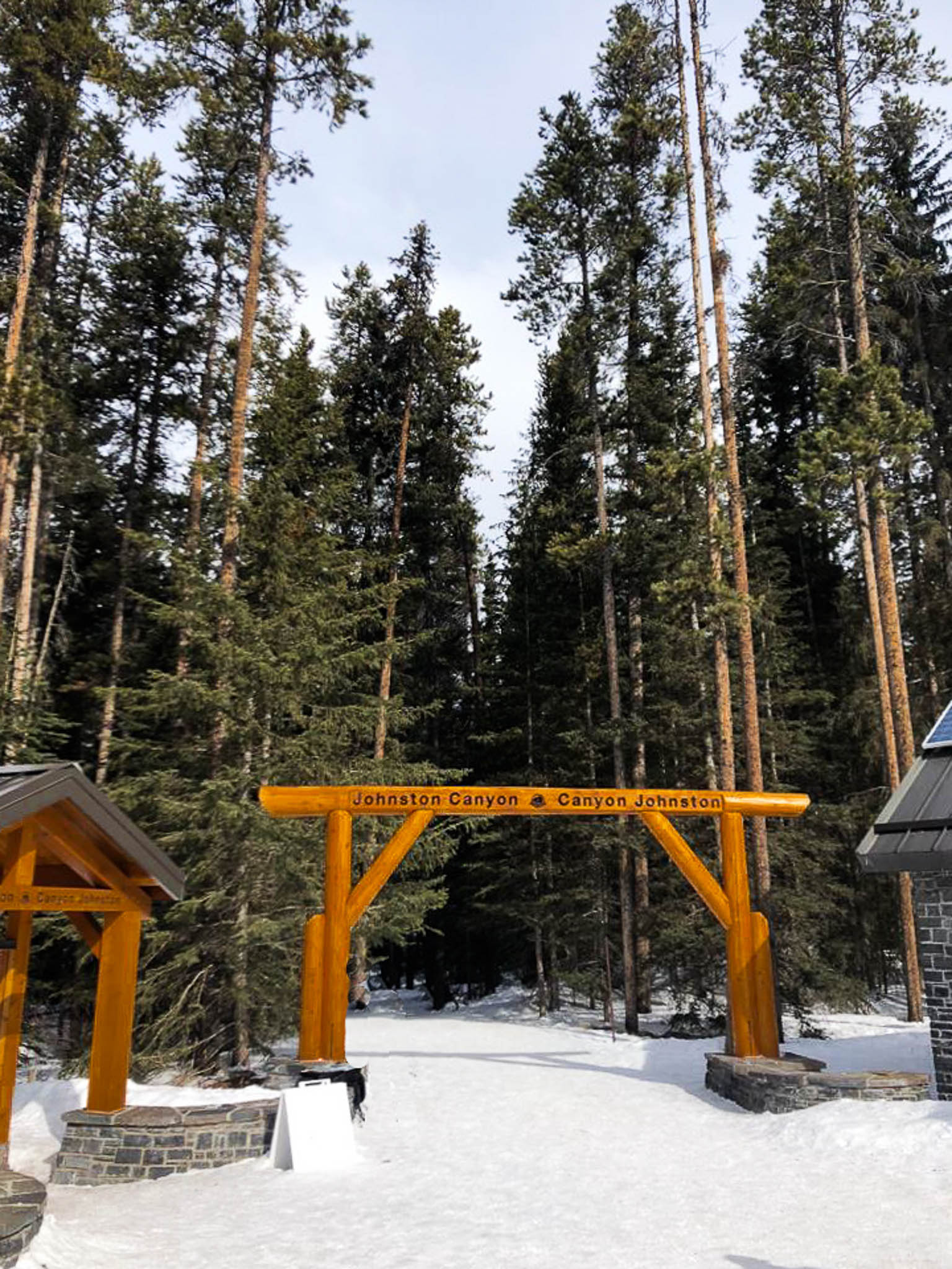 Banff Johnston Canyon entrance