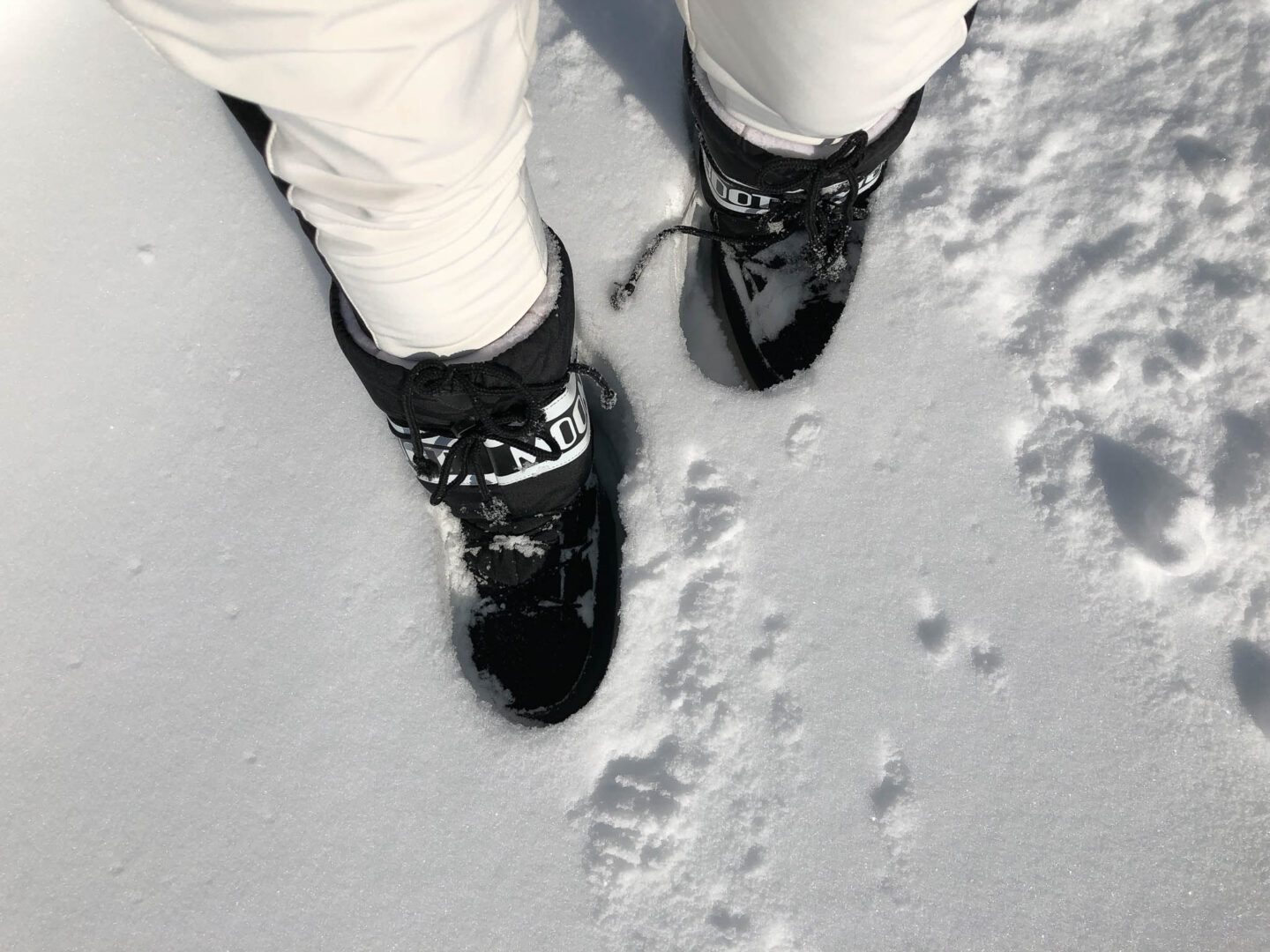 Banff Lake Louise moonboots