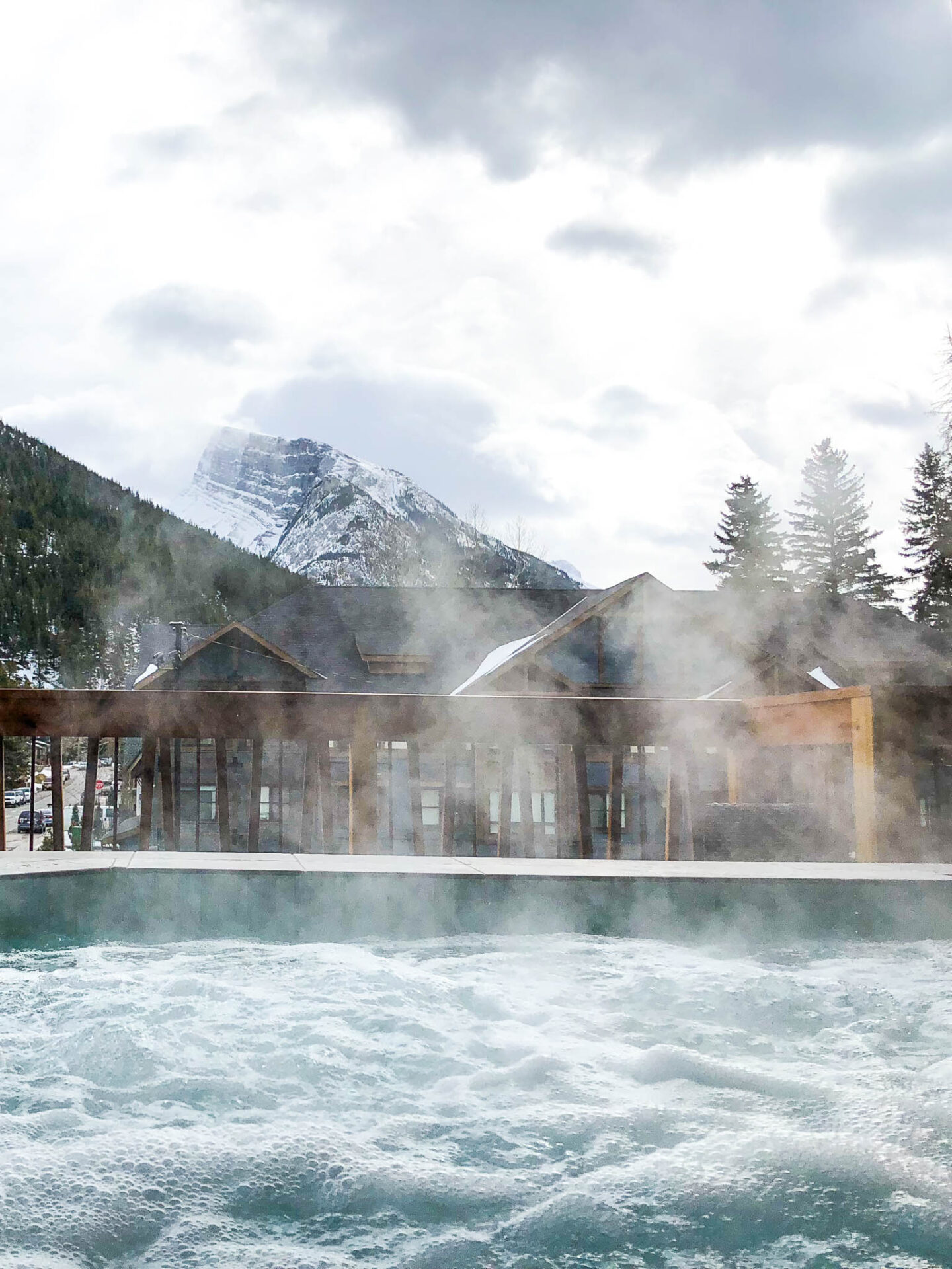 Hot tub Moose suites Banff