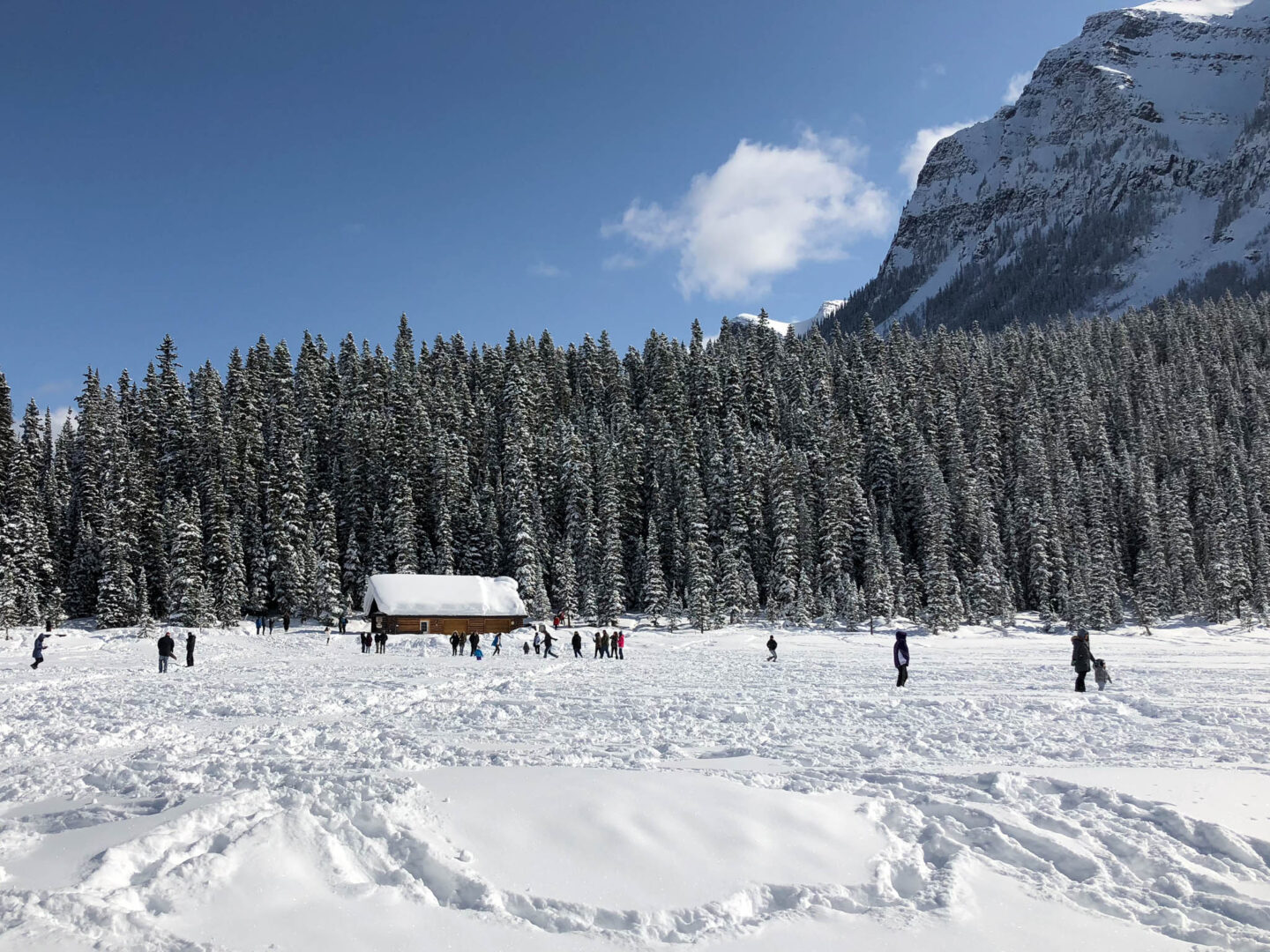 Banff-winter-wonderland-itinerary