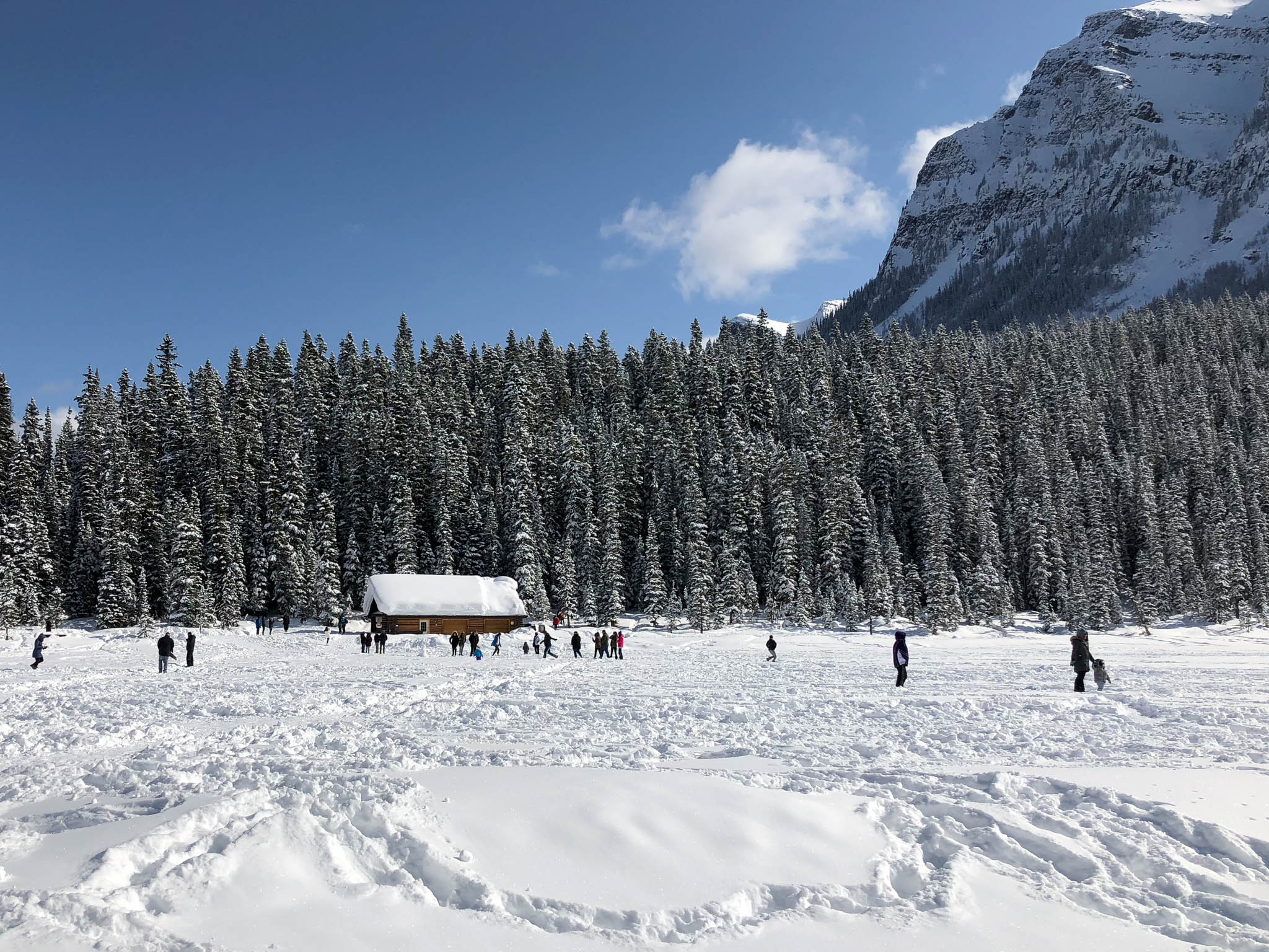 12-day Banff winter wonderland itinerary: Ski & see the best
