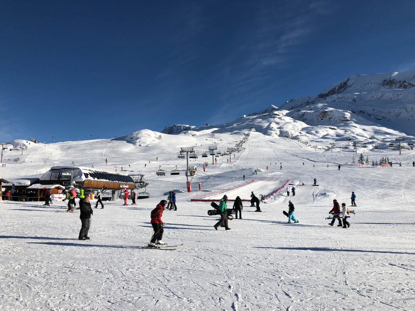 Alpe d Huez base