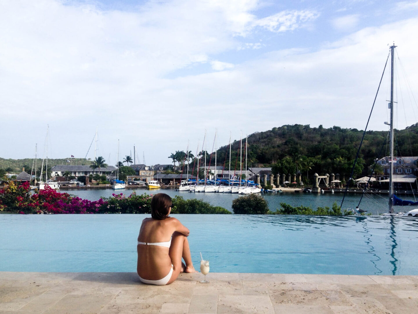 Antigua Gunpowder suites pool