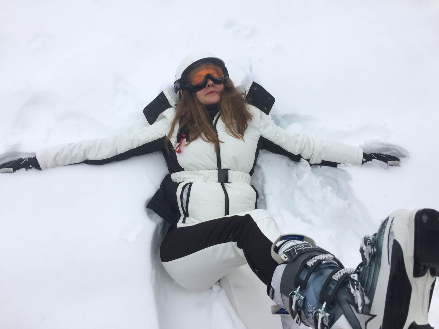 Villars snow angel fun