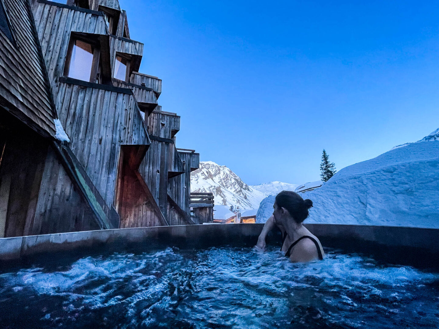 Avoriaz Dromonts hot tub