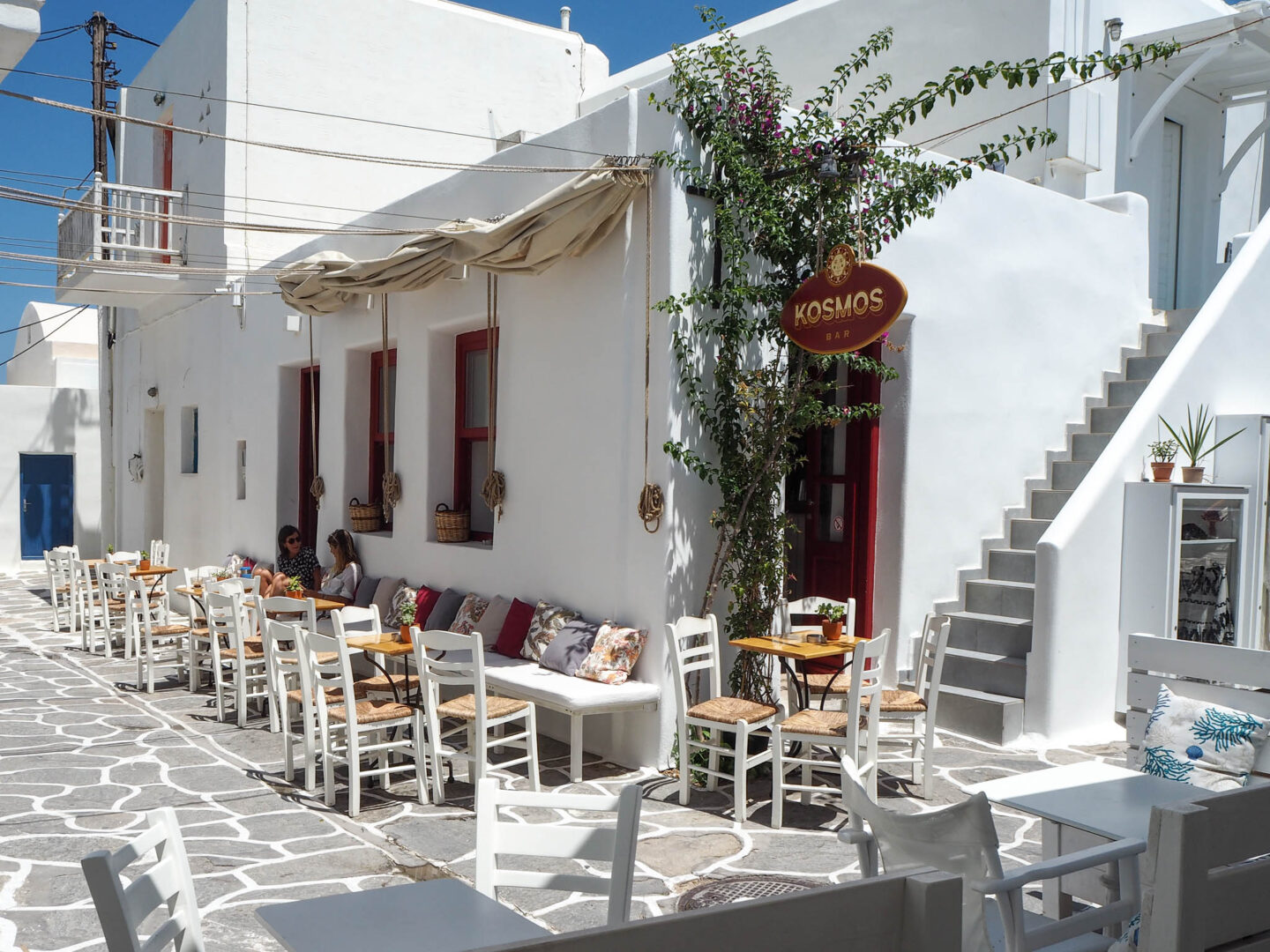 Paros Kosmos bar