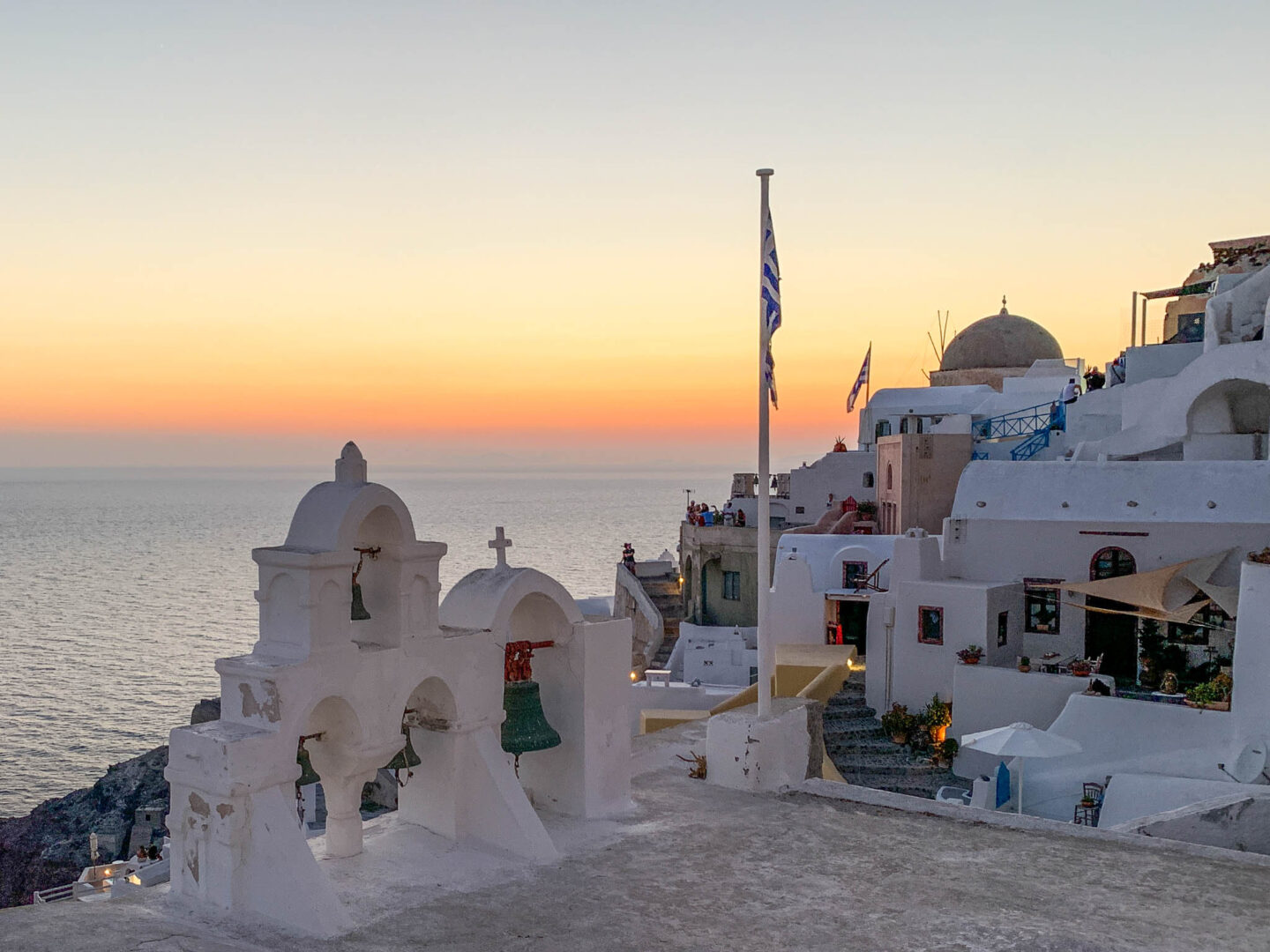 Santorini Oia pink sky