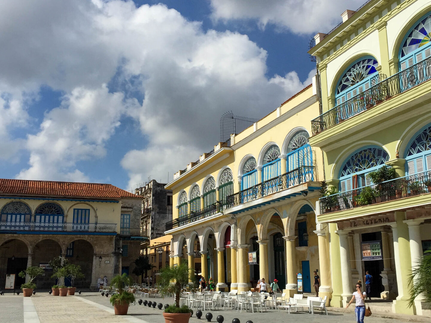 Havana Plaza Vieja cafes