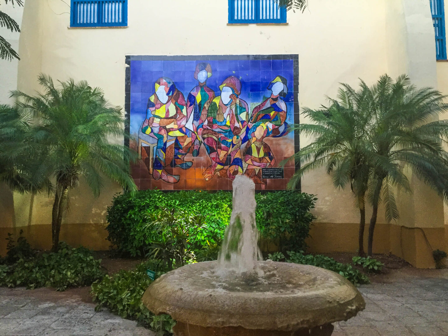 Havana Calle Mercaderes fountain