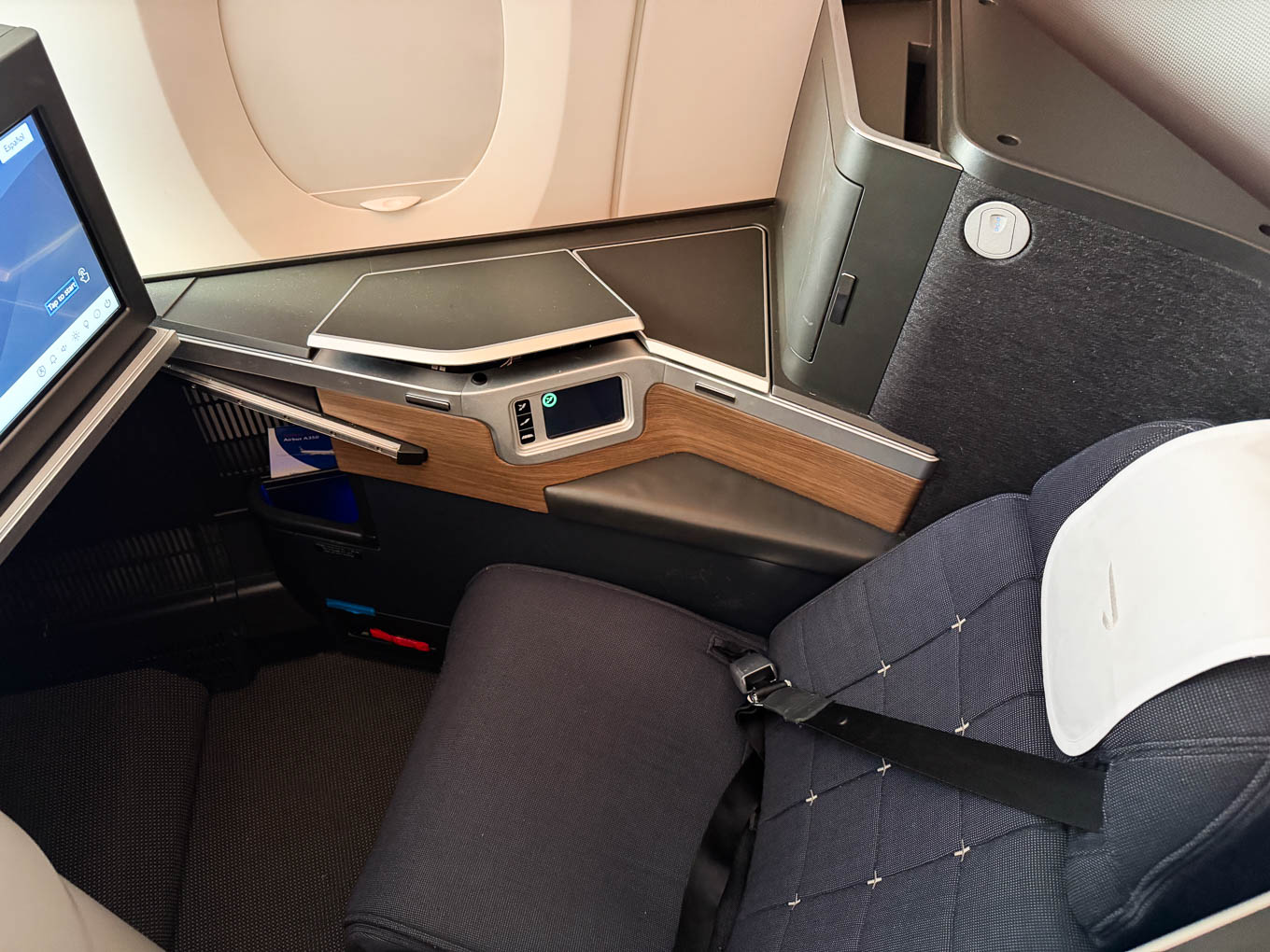 Irakleia Greek island travel guide