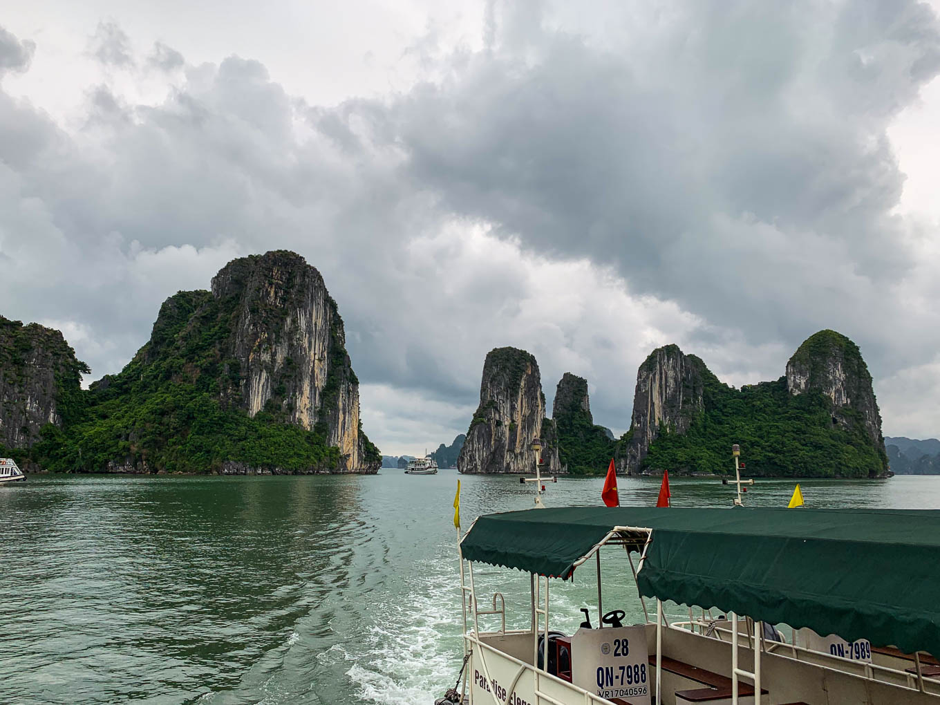 Ha Long Bay Vietnam 7