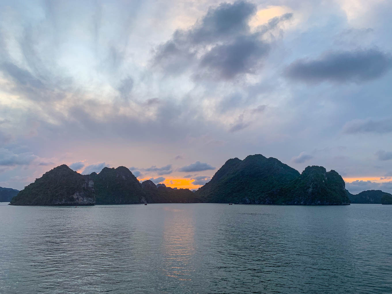Ha Long Bay Vietnam Sunset 2