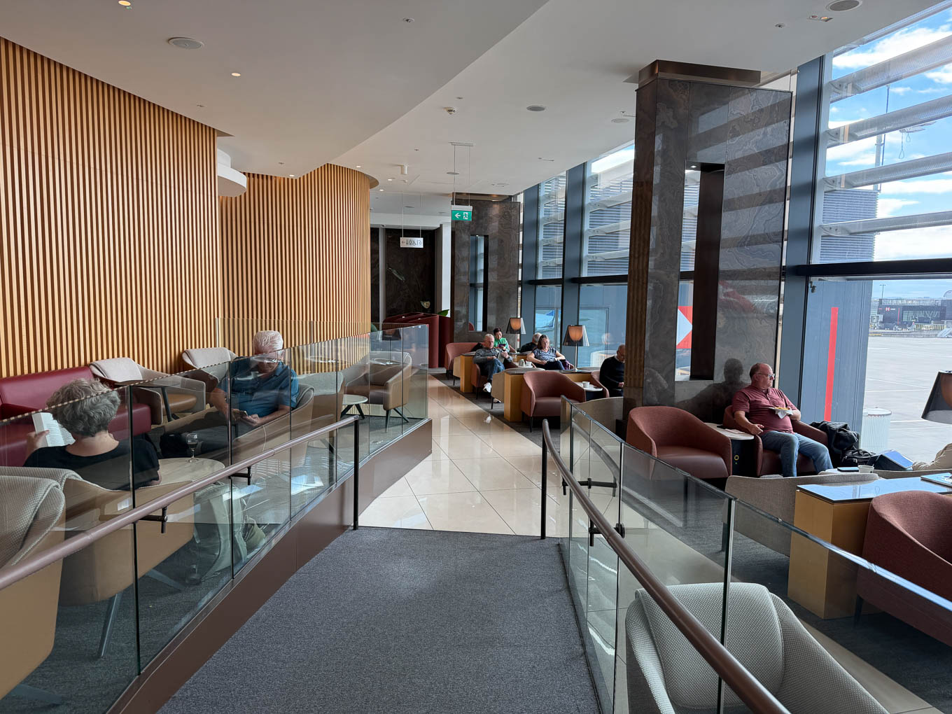 Air Canada lounge Heathrow T2 11