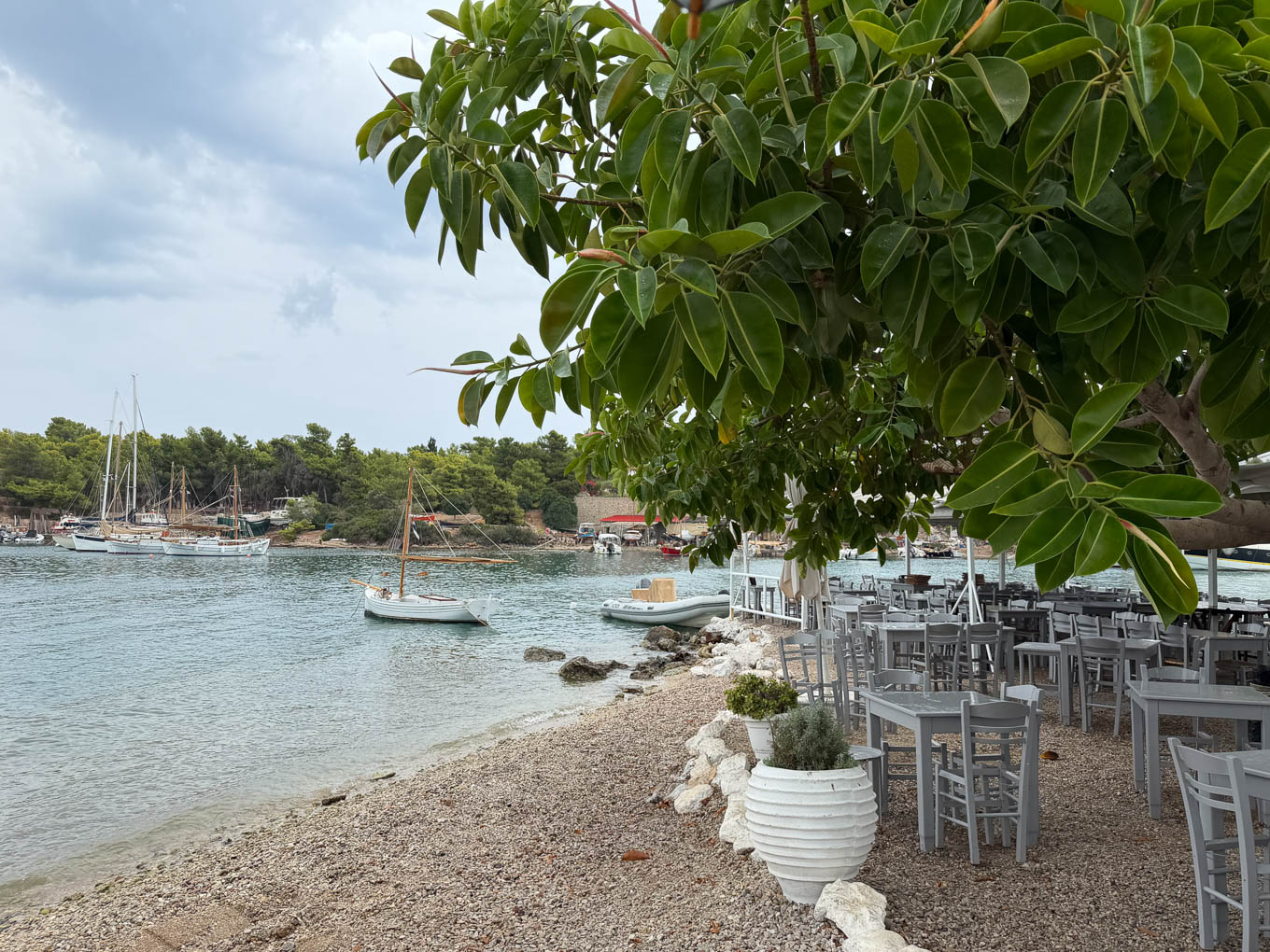 Rainy Spetses taverna
