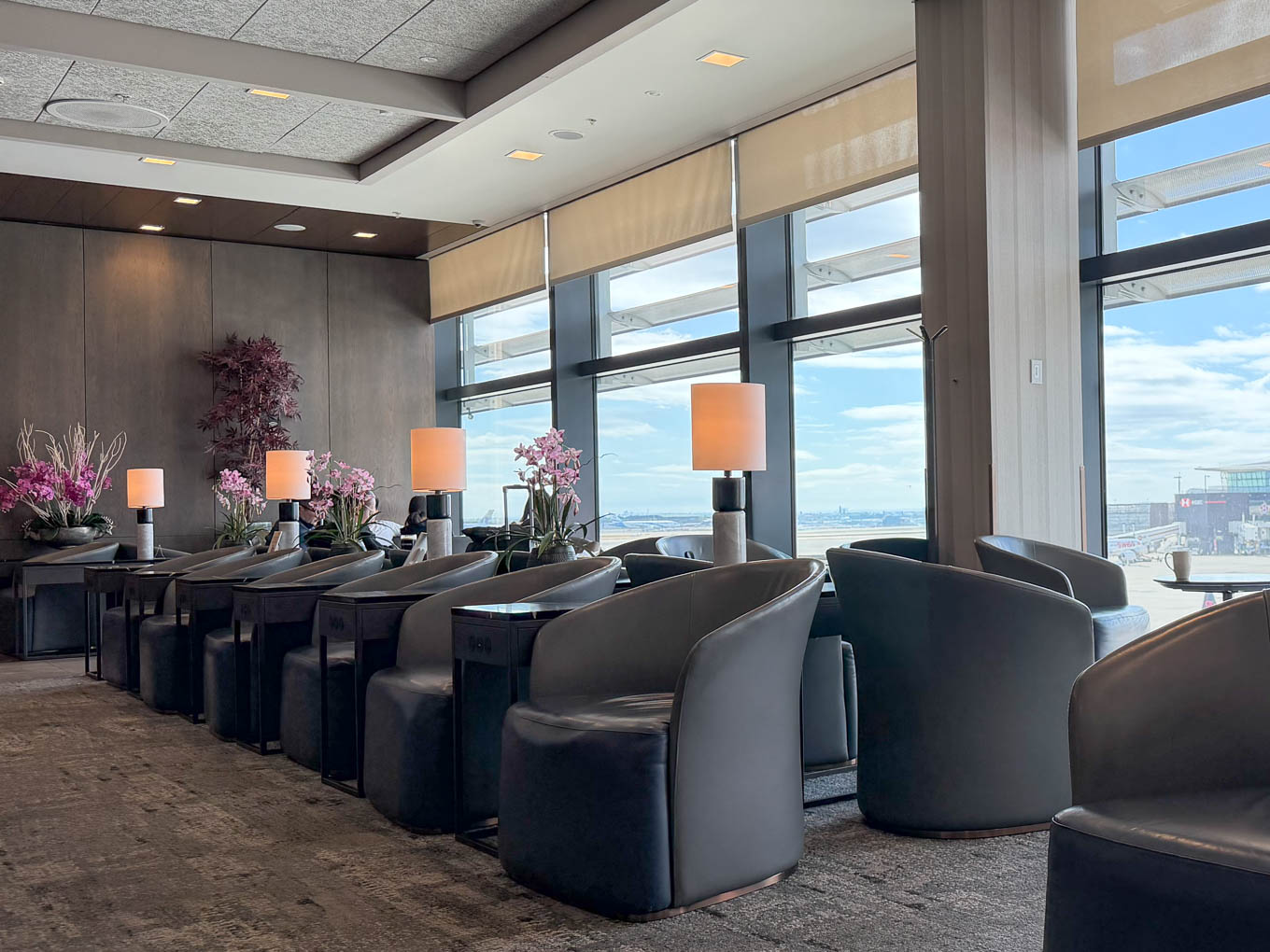Singapore Airlines lounge Heathrow T2 11