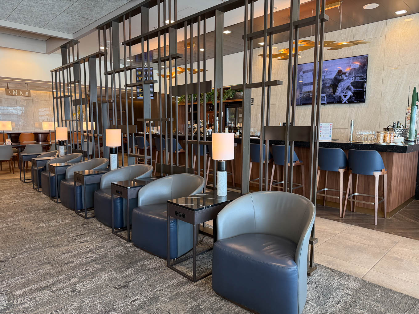 Singapore Airlines lounge Heathrow T2 6